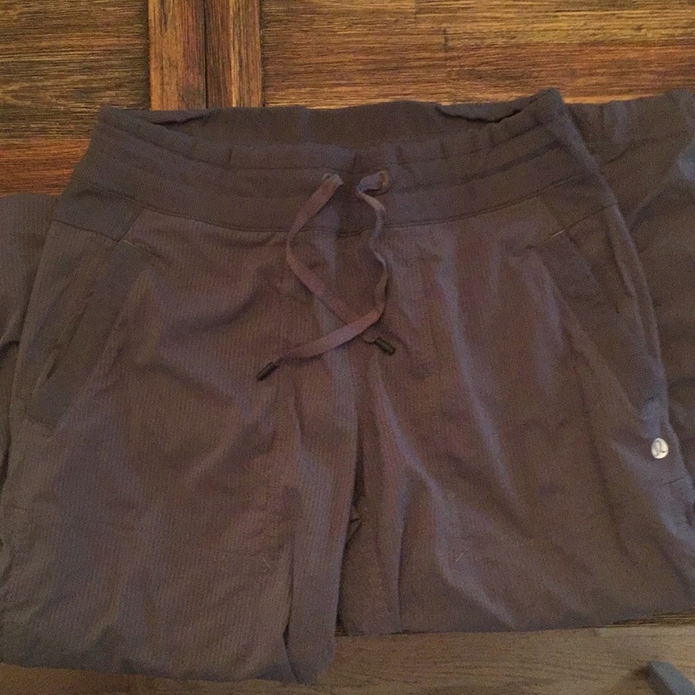 Lululemon Gray Capri Drawstring Pants - image 2